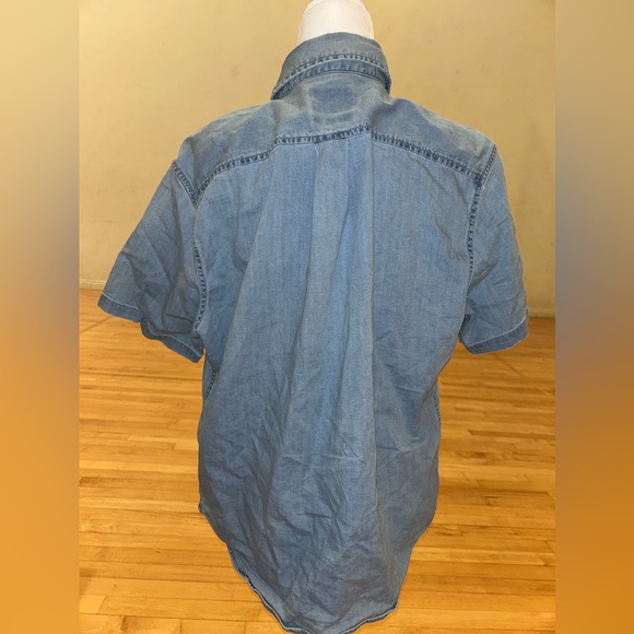 Men’s L denim short sleeve shirt Large could be women’s or unisex light blue - Picture 3 of 7